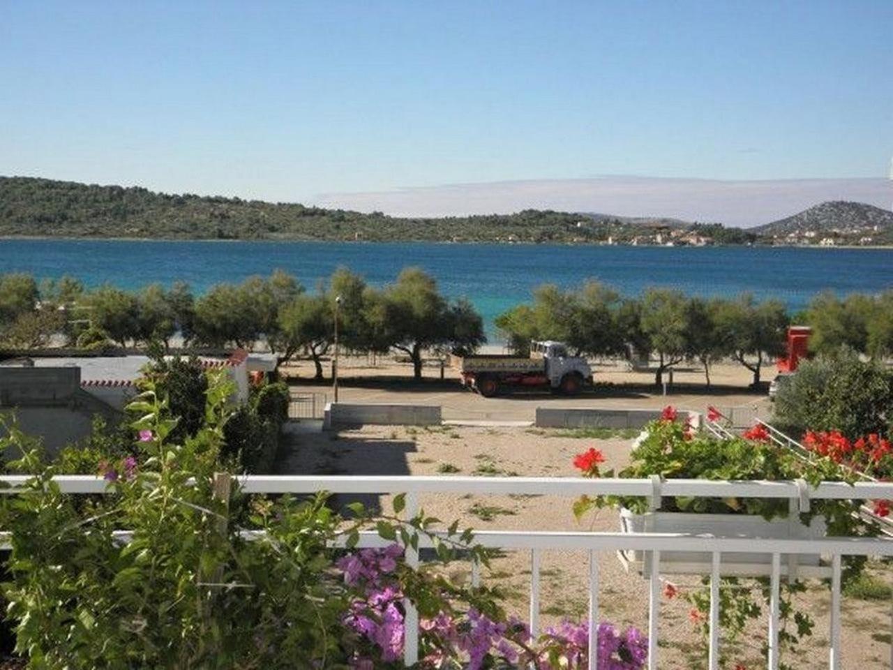 Apartment Nediljka Vodice Esterno foto